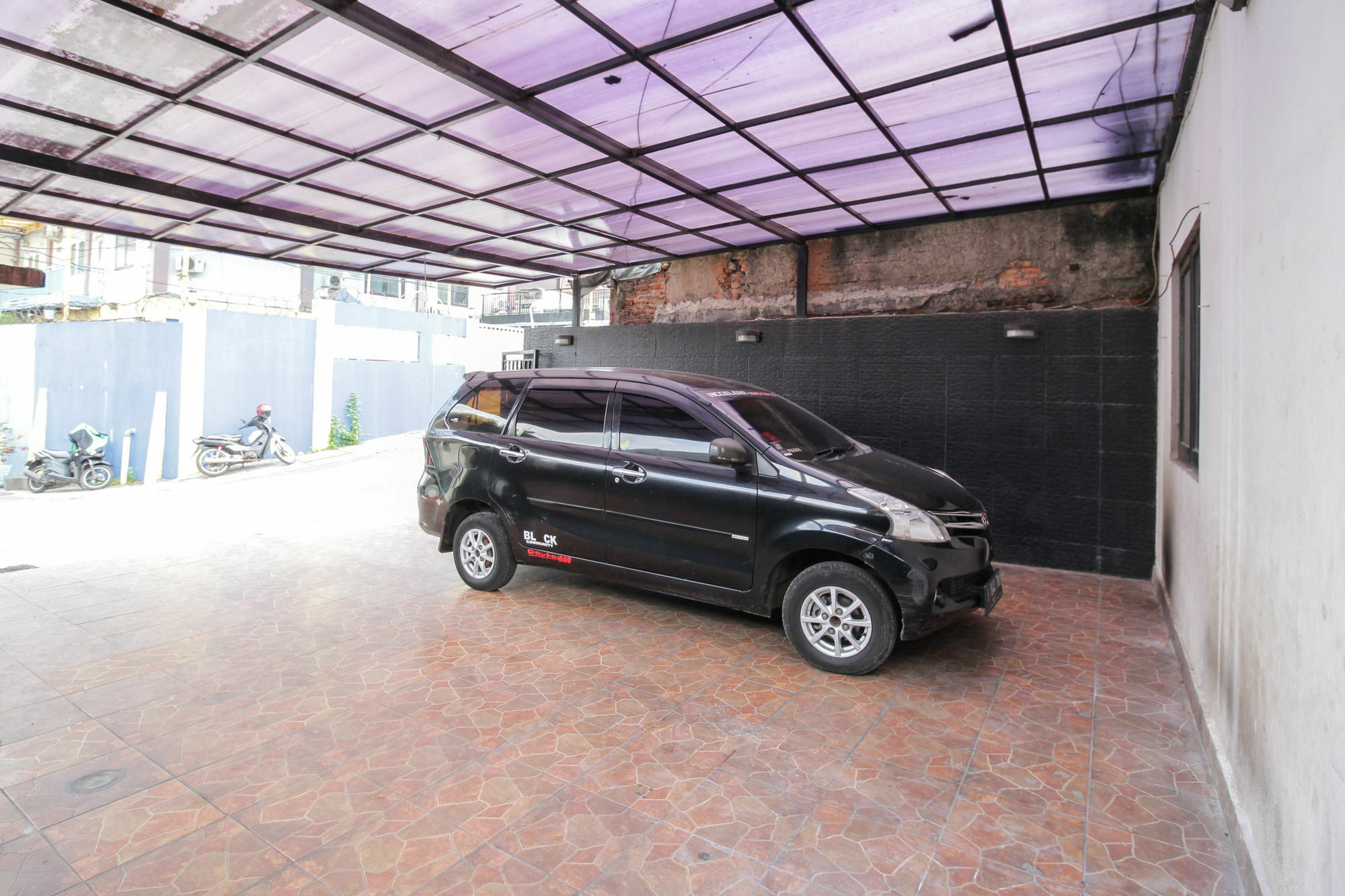 Airy Eco Radio Dalam Antene Tiga 9 Hotel Jakarta